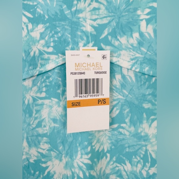 Full Length Sleeveless Spaghetti Strap A-Line Turquoise Floral Dress. Sm… - Picture 5 of 9